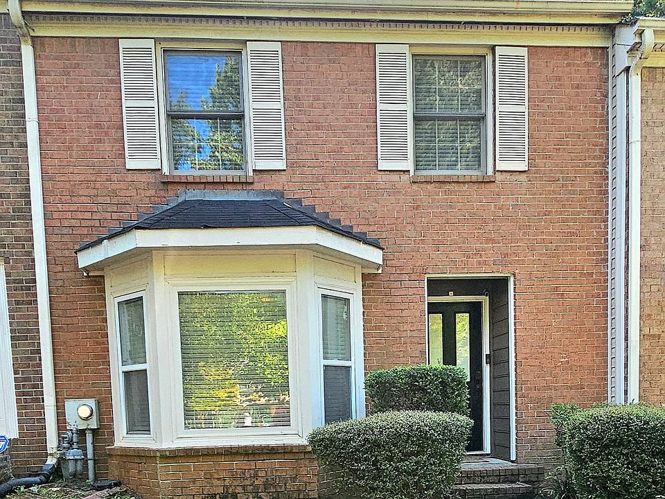 1st image of 728 Twin Brooks Ct