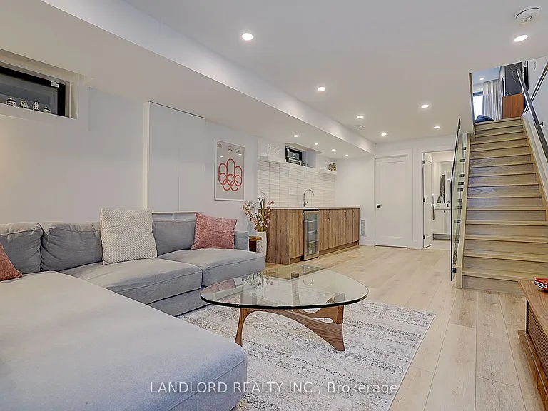 21 Shudell Ave — Photo 44