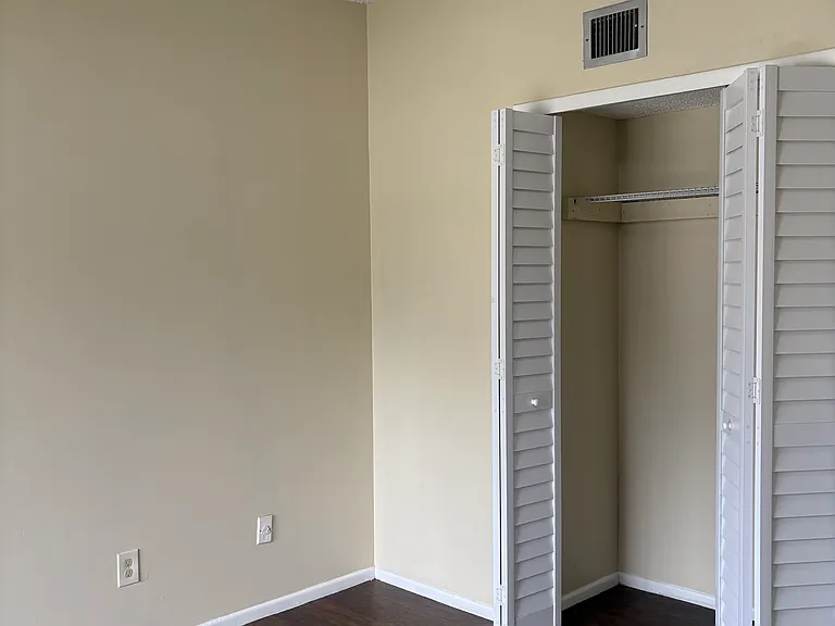 2470 Oak Park Way #2470 — Photo 11