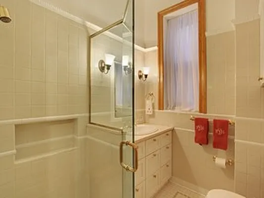 Sold by Corcoran | media 16