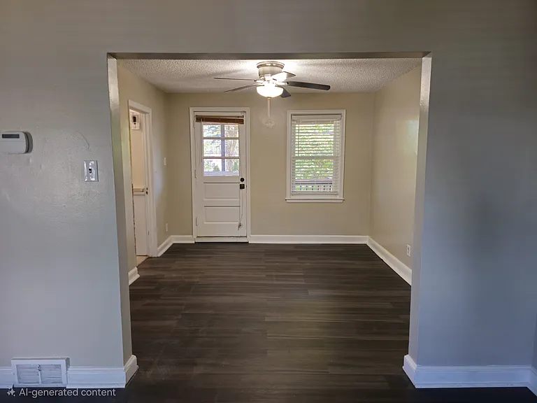 298 Diamond St — Photo 5