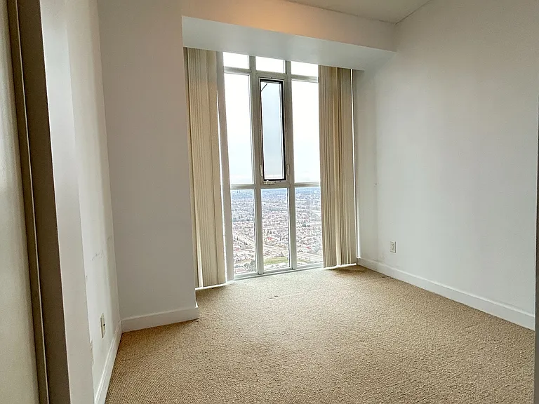 4070 Confederation Pkwy #4407 — Photo 15