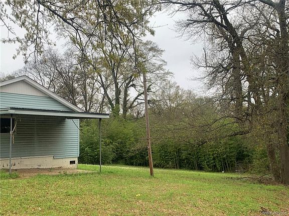 4th image of 3506 Sumner St