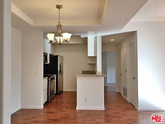 4th image of 14430 Benefit St APT 305