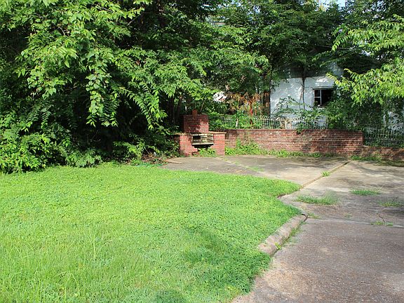 4th image of 8548 Partridge Ave