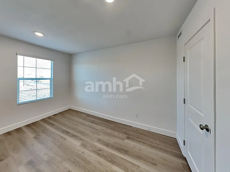 6411 Rush Ave — Photo 23