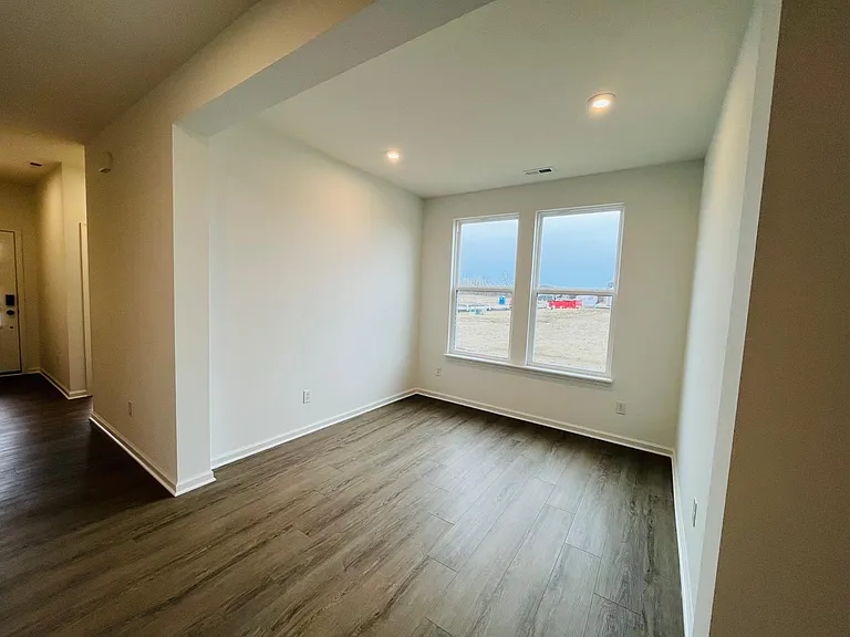 14418 Shrawley Ct — Photo 6