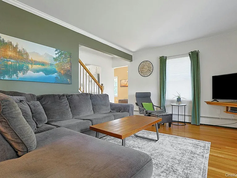 1 Grover Ave — Photo 10