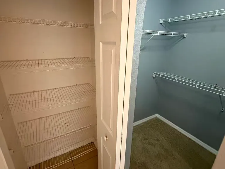 329 Chelmsford Ct — Photo 17