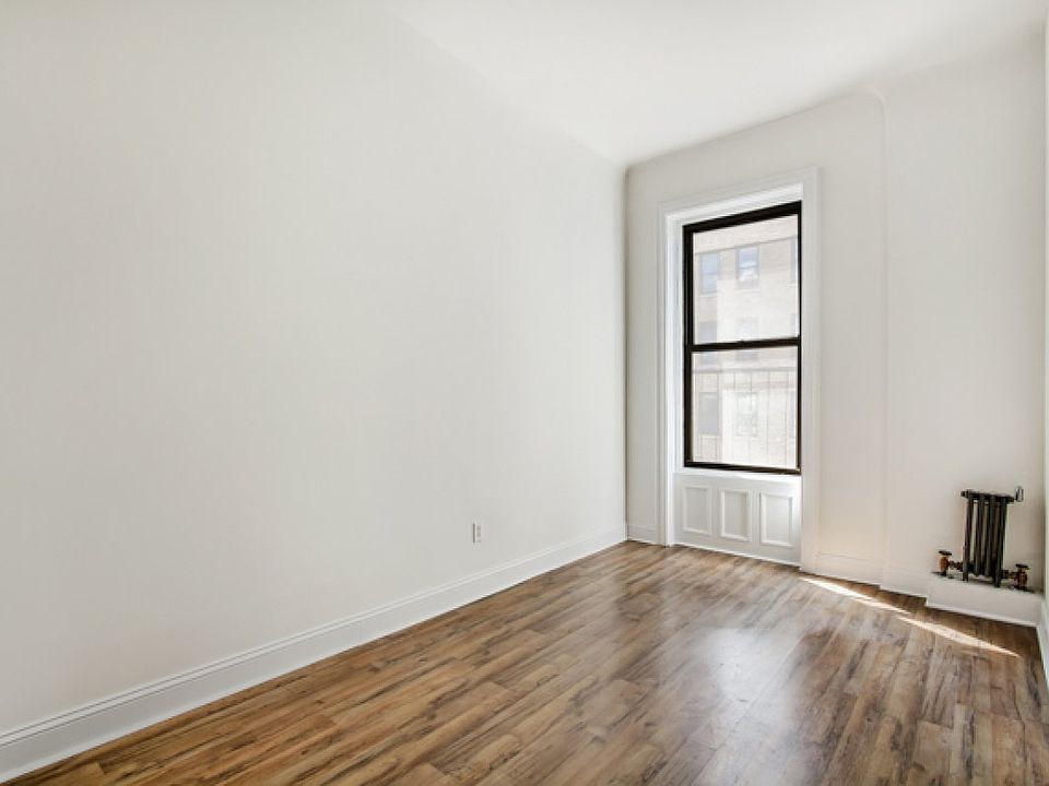 2nd image of 471 Central Park W APT 2F