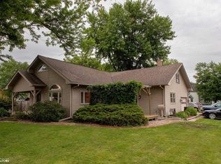 307 S Pine St, Bloomfield, IA 52537