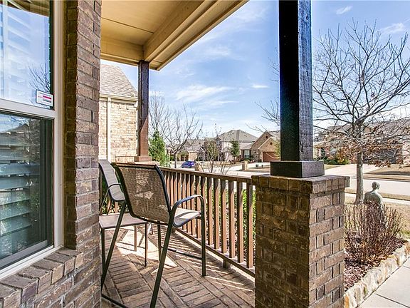3rd image of 2590 Hannah Cir