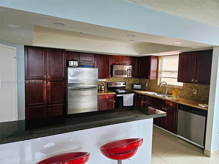 1301 NE Miami Gardens Dr #726W — Photo 3