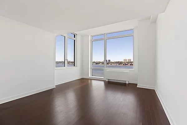 Sold by BLU Real Estate | media 2