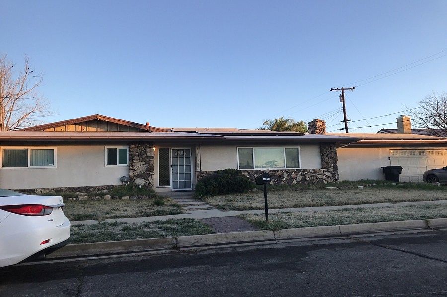 1st image of 17590 Pine Ave