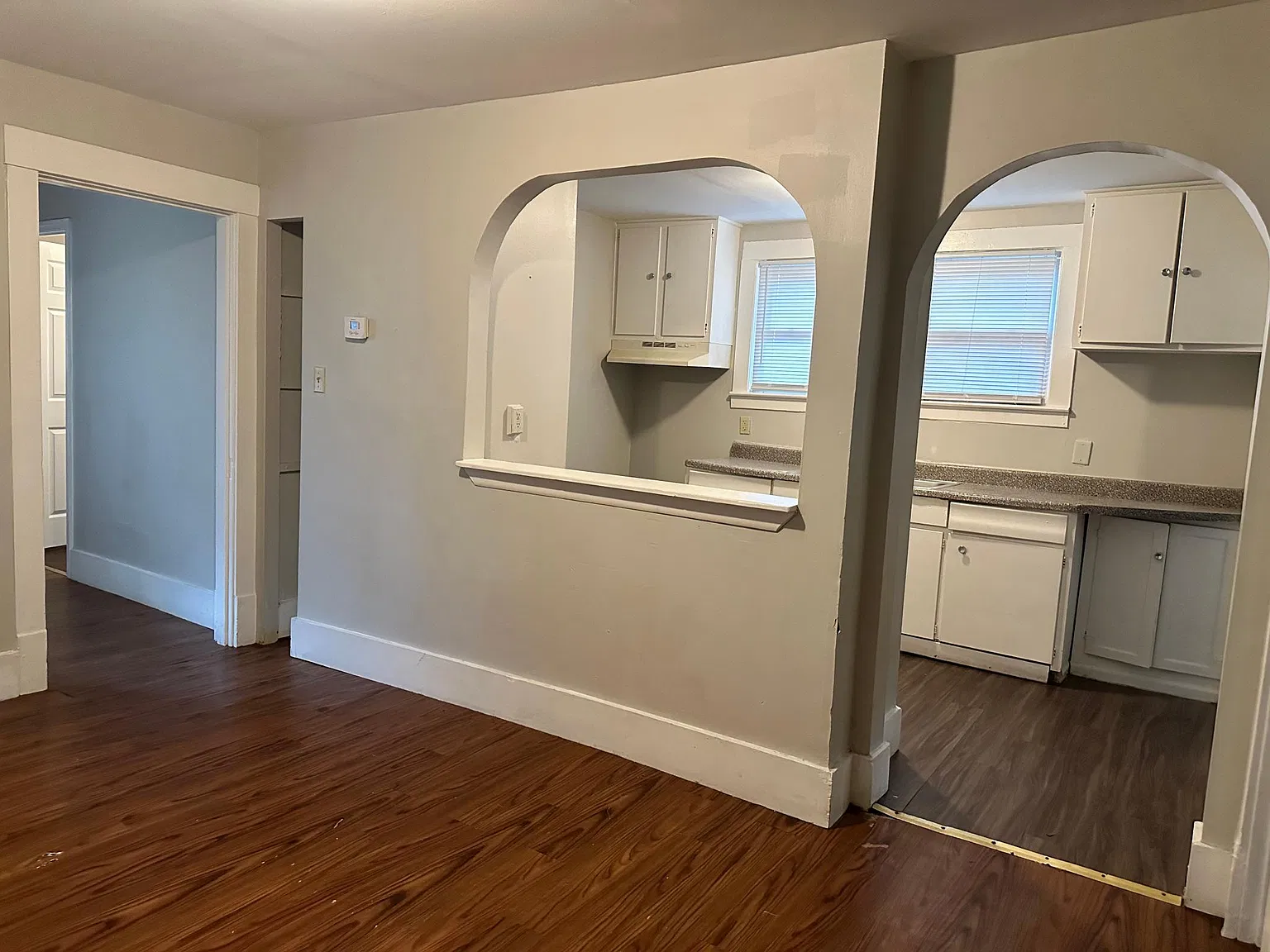 235 E Southern Heights Ave — Photo 3