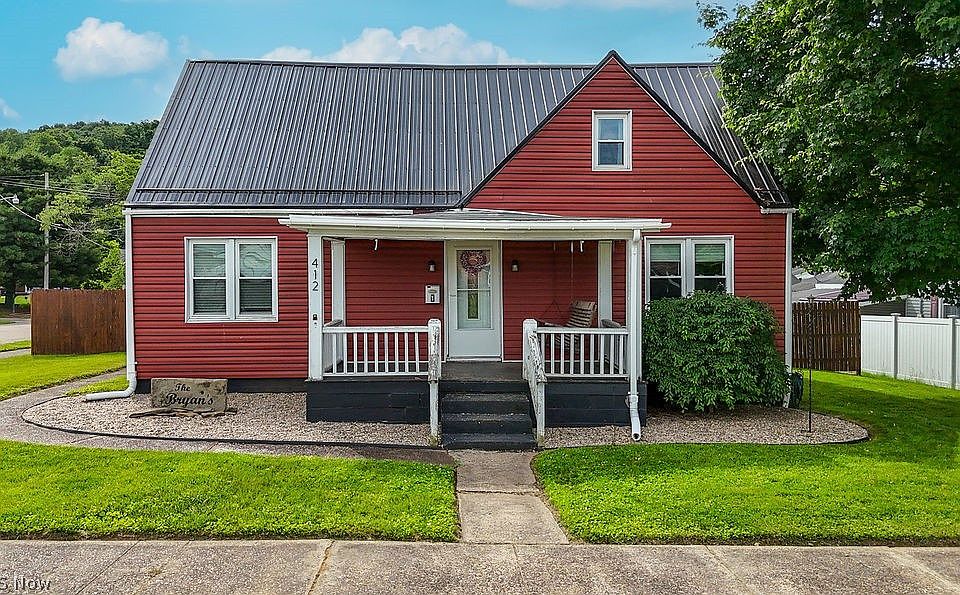 1st image of 412 Barkwill St