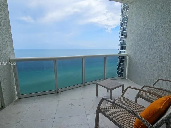 15901 Collins Ave, Sunny Isles Beach, FL
