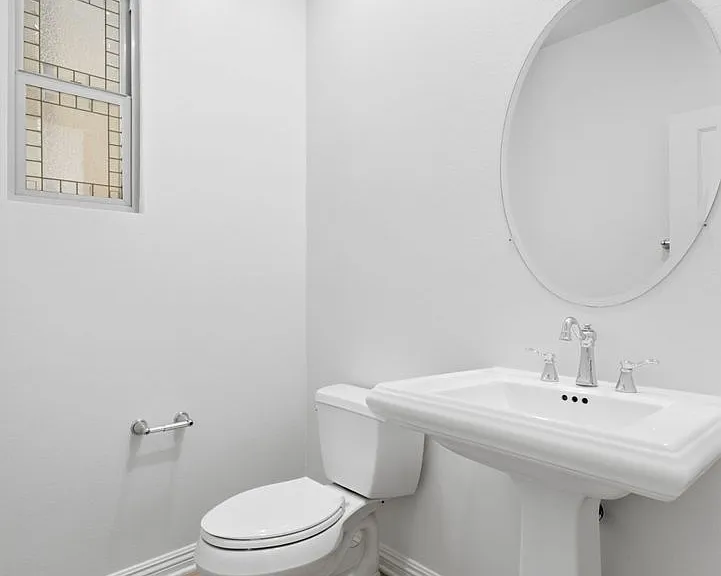 40 Paseo Lerida — Photo 24