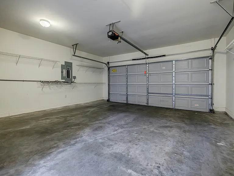 237 Carlyle Park Dr NE — Photo 30