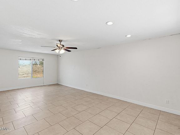 5th image of 3109 W LOMA Lane