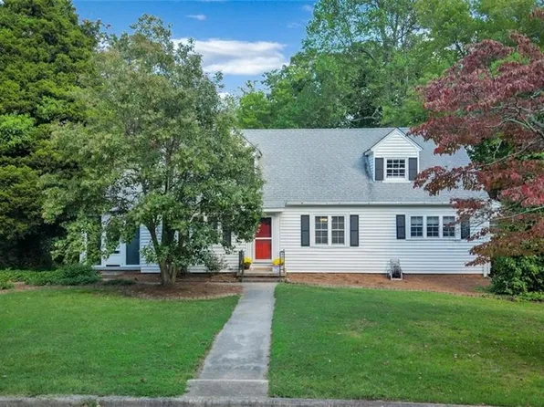 213 Shamrock Rd, Asheboro, NC 27203