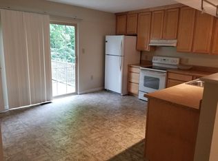 6 Pineview Pl, Morgantown, WV 26505