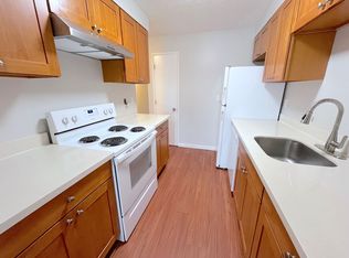 1219 SW 124th St APT 8, Seattle, WA 98146