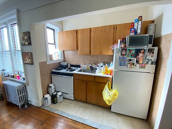 5th image of 28-35 41st St #D7