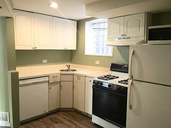 4th image of 3447 N Lakewood Ave