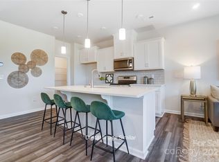 6409 Mallow Crossing Ln, Charlotte, NC 28213