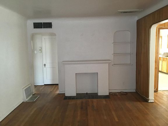 5th image of 4104 Oxford Ave