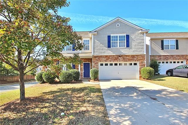 1st image of 7631 Carrington Forest Ln