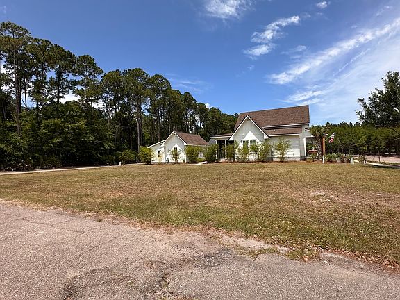 5th image of 202 Placid Rd