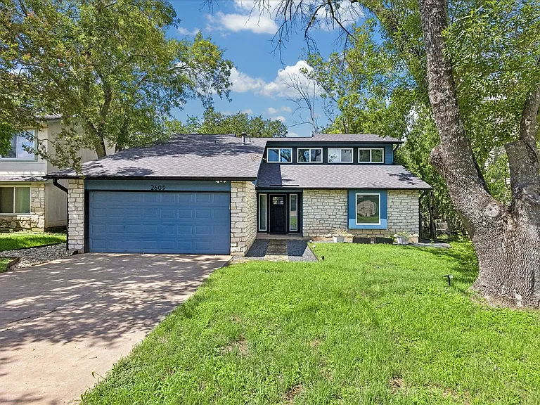 2609 Monarch Dr — Photo 1