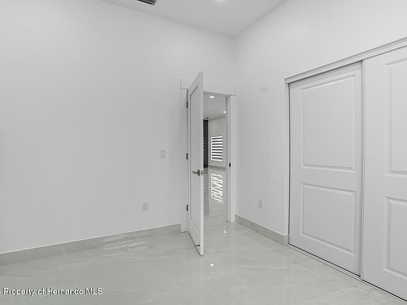 3rd image of 7102 Hazelhurst Ct