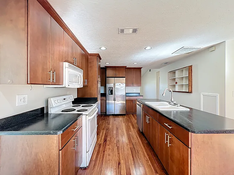 640 Casa Grande Dr — Photo 12