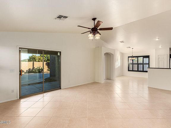5th image of 33731 N BARBARA Drive