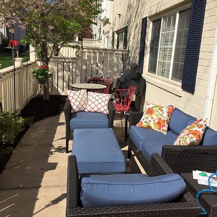 1st image of 1463B N Van Dorn St