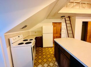 17 Washington Ave APT 5, Schenectady, NY 12305