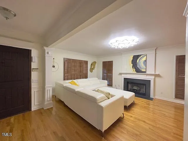 101 Ashley Brook Ct — Photo 2