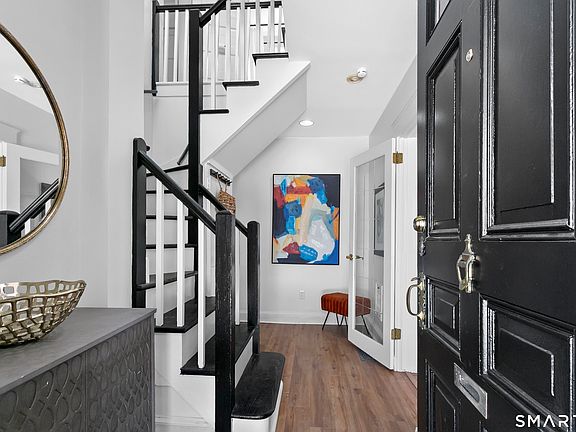 3rd image of 77 Meadowbrook Road