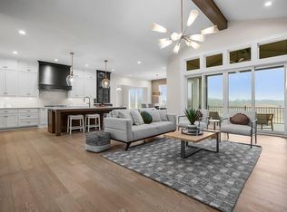 2805 W 175th Pl, Overland Park, KS 66085