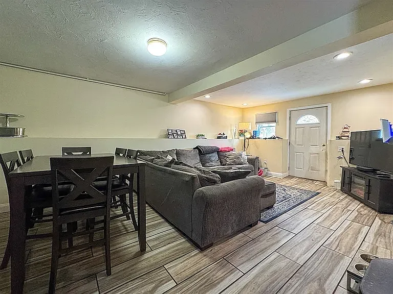 511 Fish Rd #1 — Photo 7