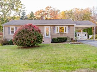 191 Ridgewood Dr, Leominster, MA 01453