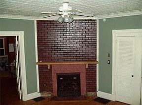 2nd image of 9 Brookside Cir