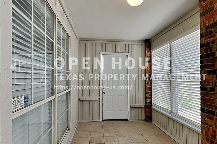 6621 Sunny Hill Dr — Photo 20