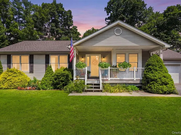 22 Rosewood Lane, Wurtsboro, NY 12790