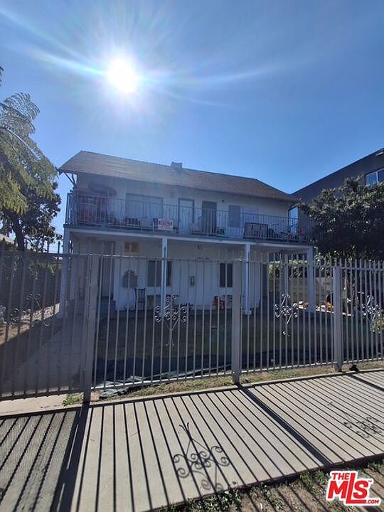 1st image of 5736 Camerford Ave