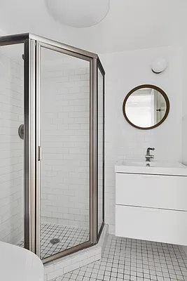 Sold by Compass | media 9